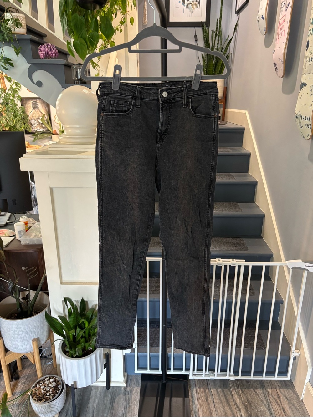 Old Navy Women's Black Washed High-Rise Straight Jeans Size 4 Tall